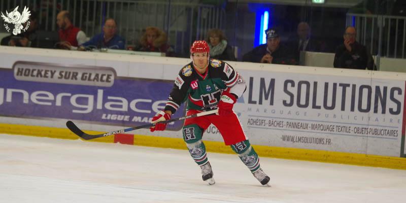 Anglet 3 - 4 Lyon
