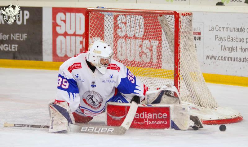 Anglet 3 - 4 Lyon