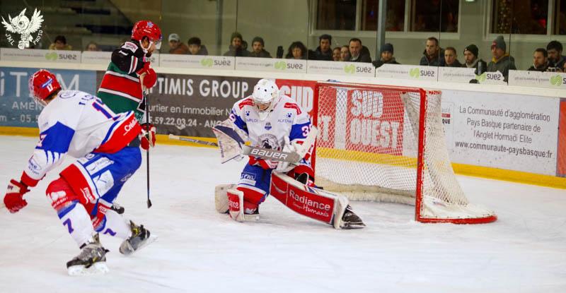 Anglet 3 - 4 Lyon