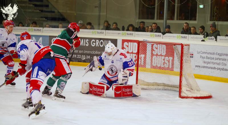Anglet 3 - 4 Lyon