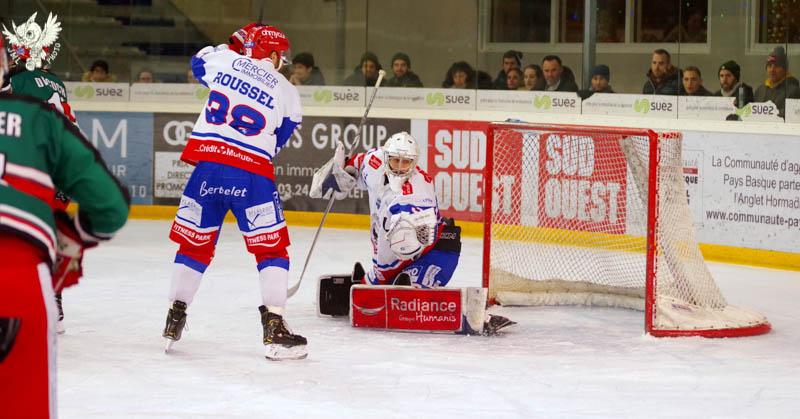 Anglet 3 - 4 Lyon