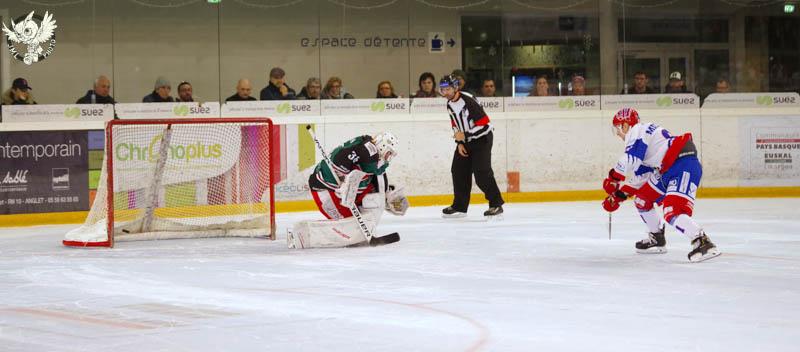 Anglet 3 - 4 Lyon