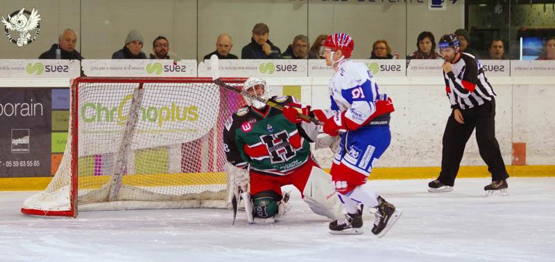 Anglet 3 - 4 Lyon
