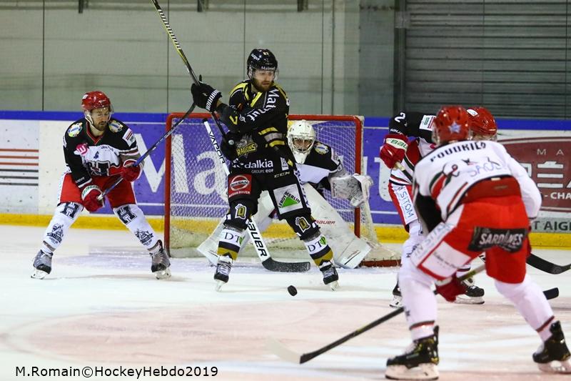 Rouen 2 - 0 Anglet
