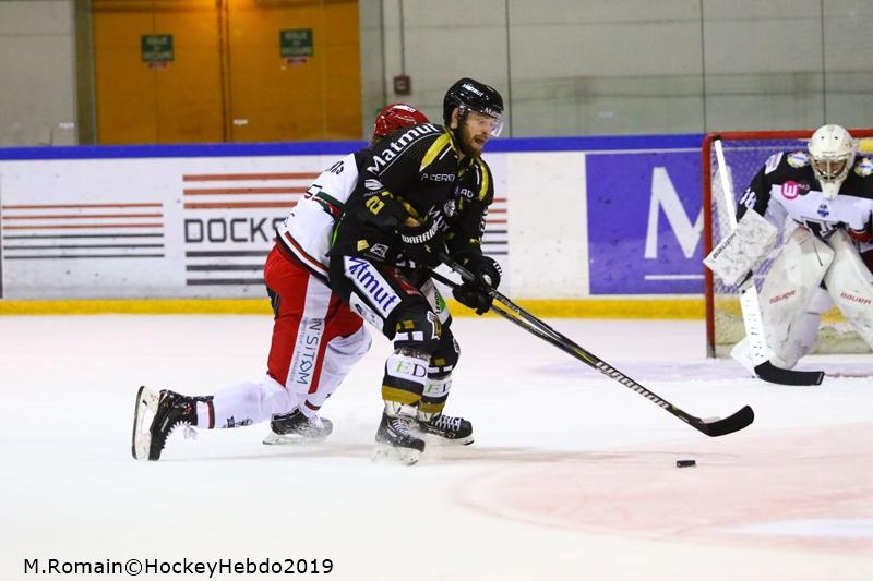 Rouen 2 - 0 Anglet