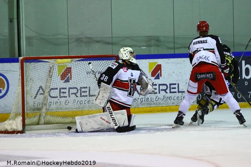 Rouen 2 - 0 Anglet