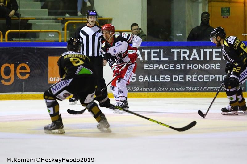 Rouen 2 - 0 Anglet