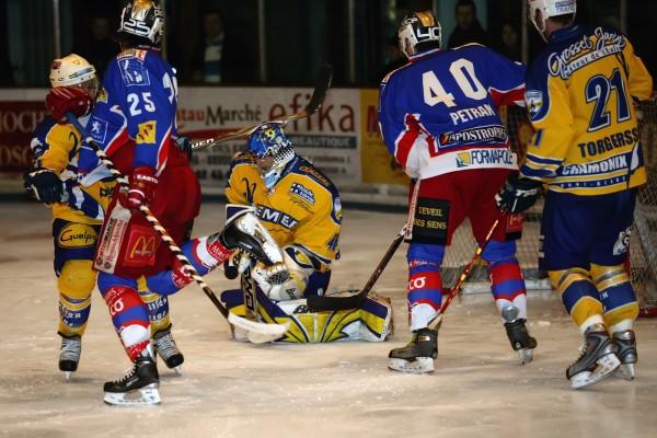Epinal  8 - 5 Chamonix 
