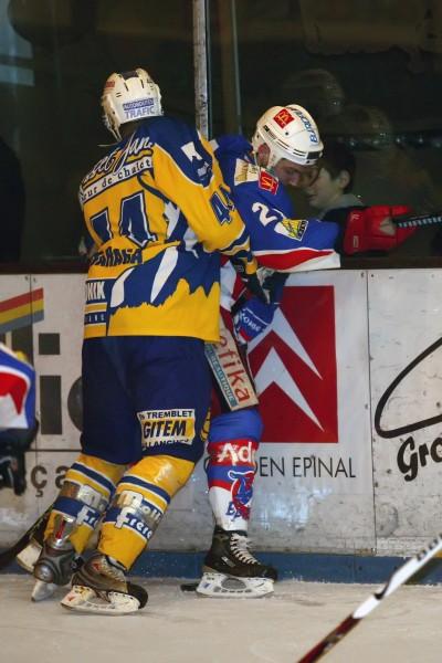 Epinal  8 - 5 Chamonix 