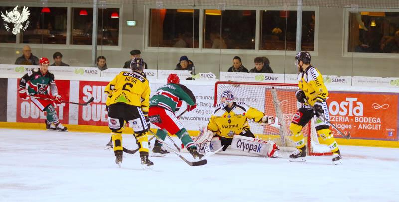 Anglet 2 - 5 Rouen