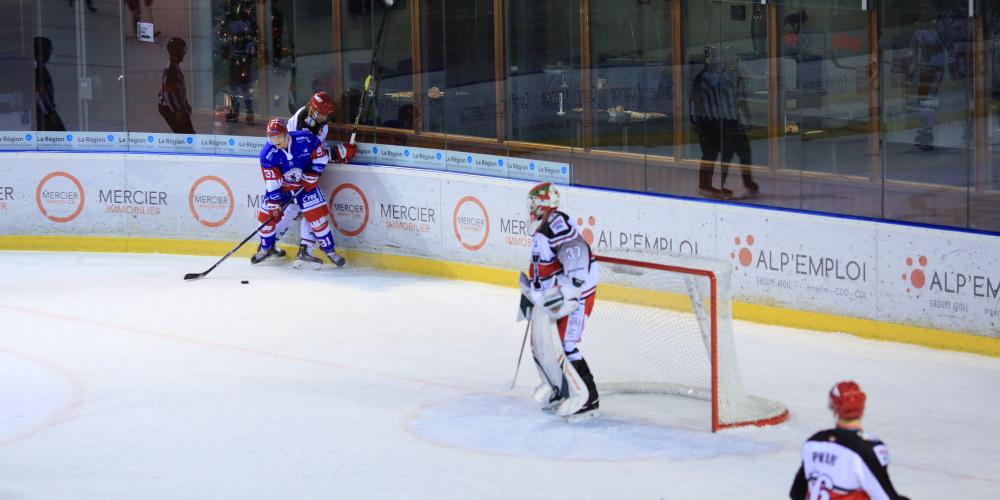 Lyon 2 - 3 Anglet