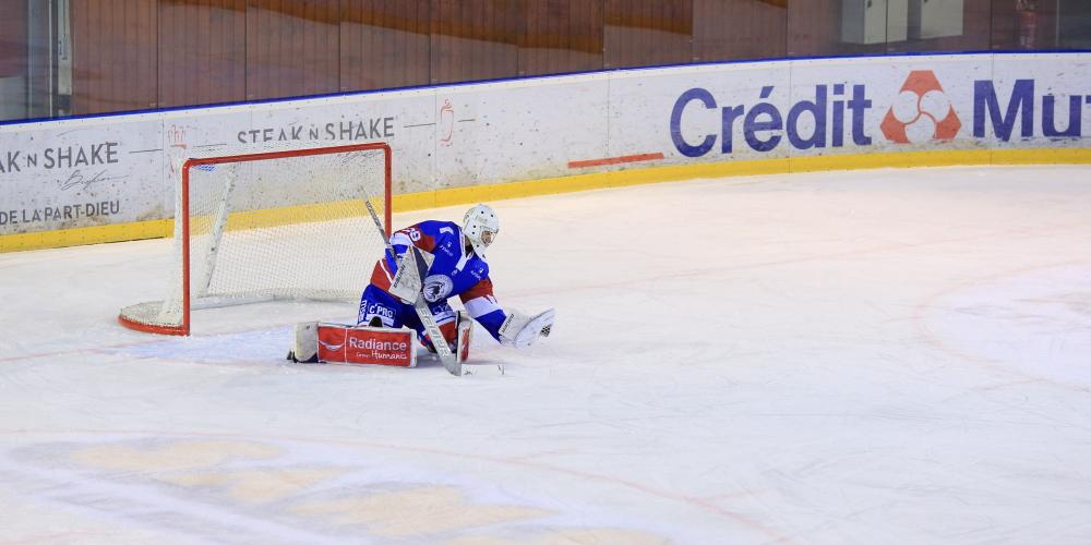 Lyon 2 - 3 Anglet