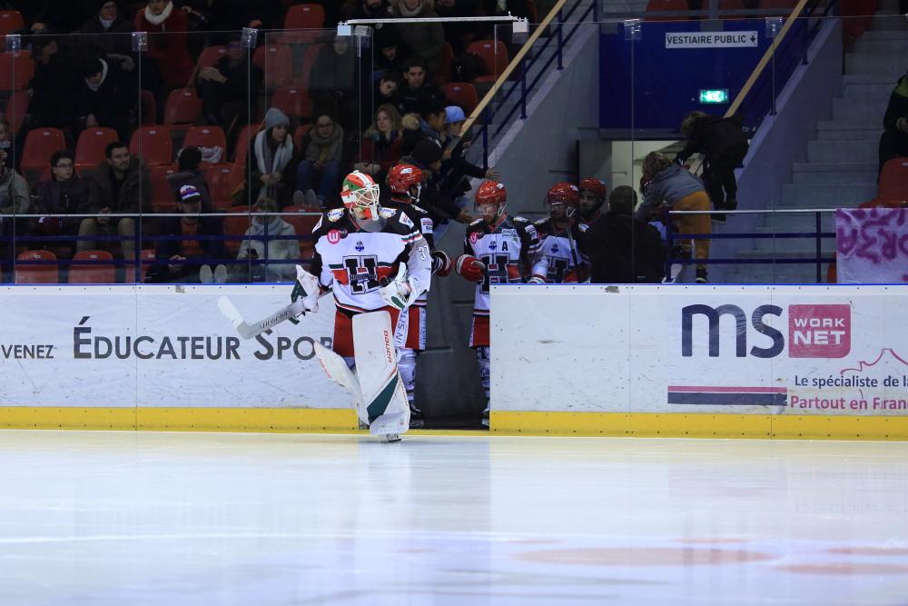 Lyon 2 - 3 Anglet