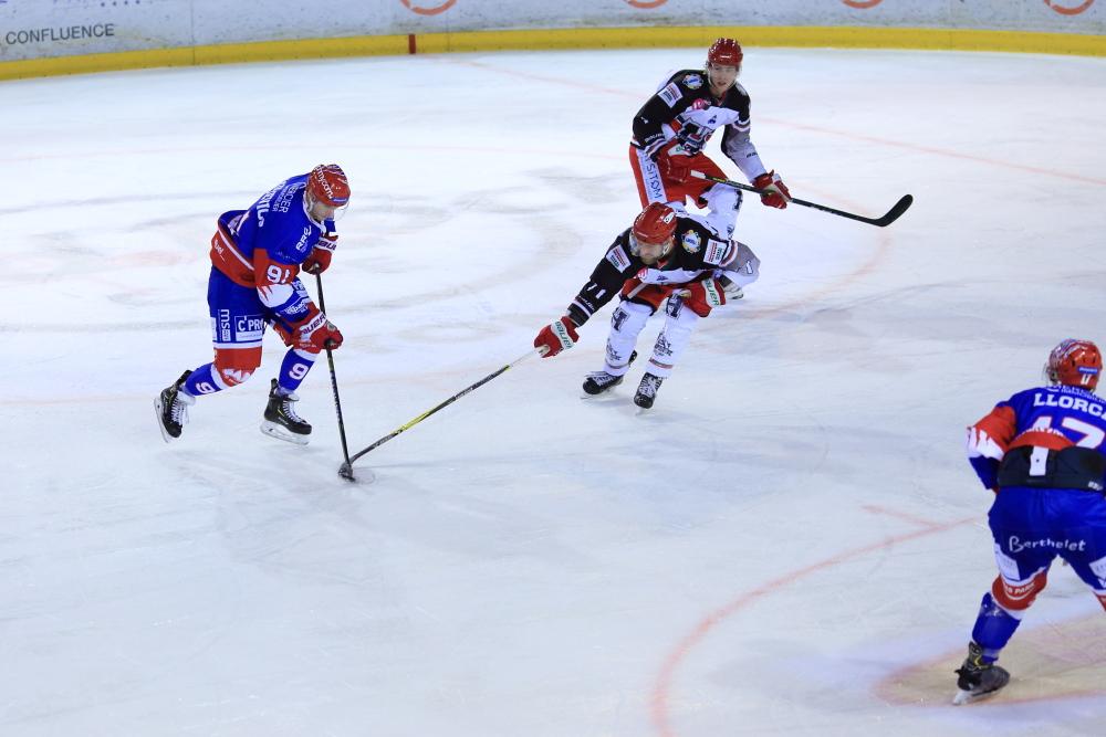 Lyon 2 - 3 Anglet