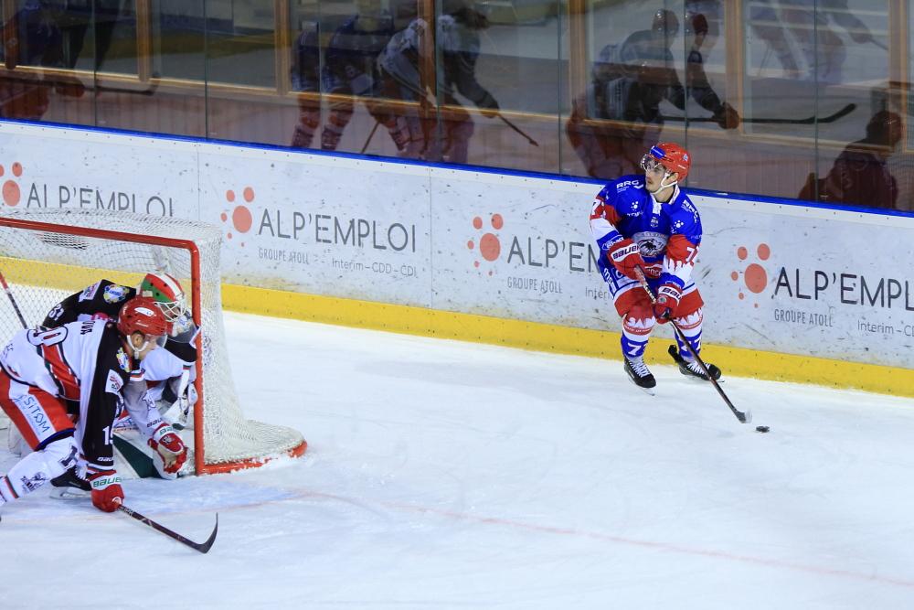 Lyon 2 - 3 Anglet