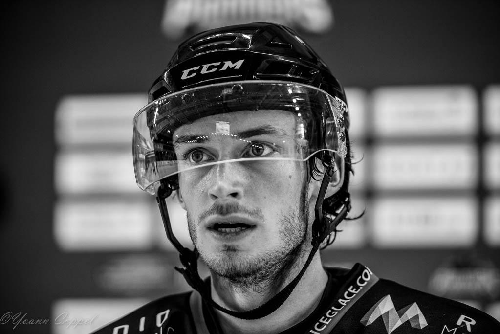 Chamonix  3 - 5 Grenoble 