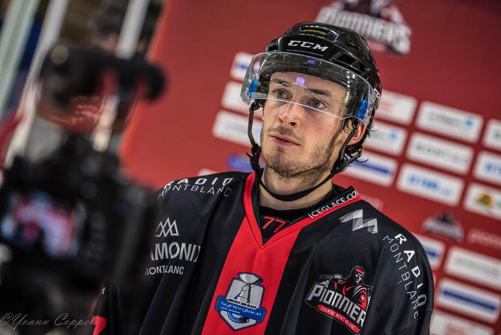 Chamonix  3 - 5 Grenoble 