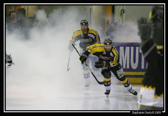 Rouen 3 - 4 Grenoble 
