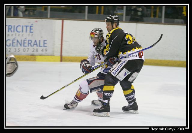 Rouen 3 - 4 Grenoble 