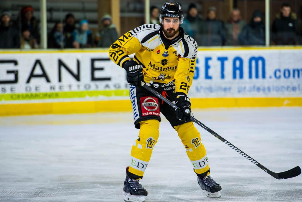 Chamonix  1 - 5 Rouen