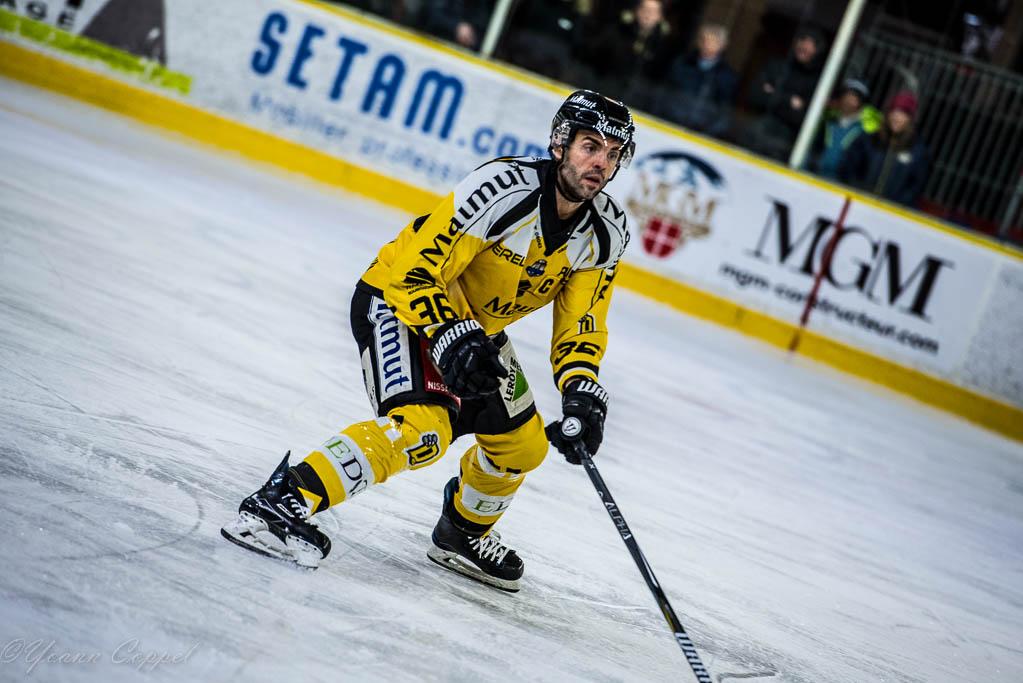 Chamonix  1 - 5 Rouen