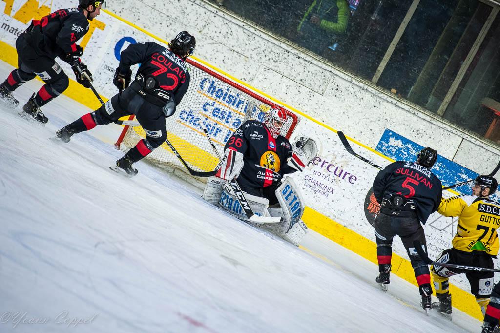 Chamonix  1 - 5 Rouen