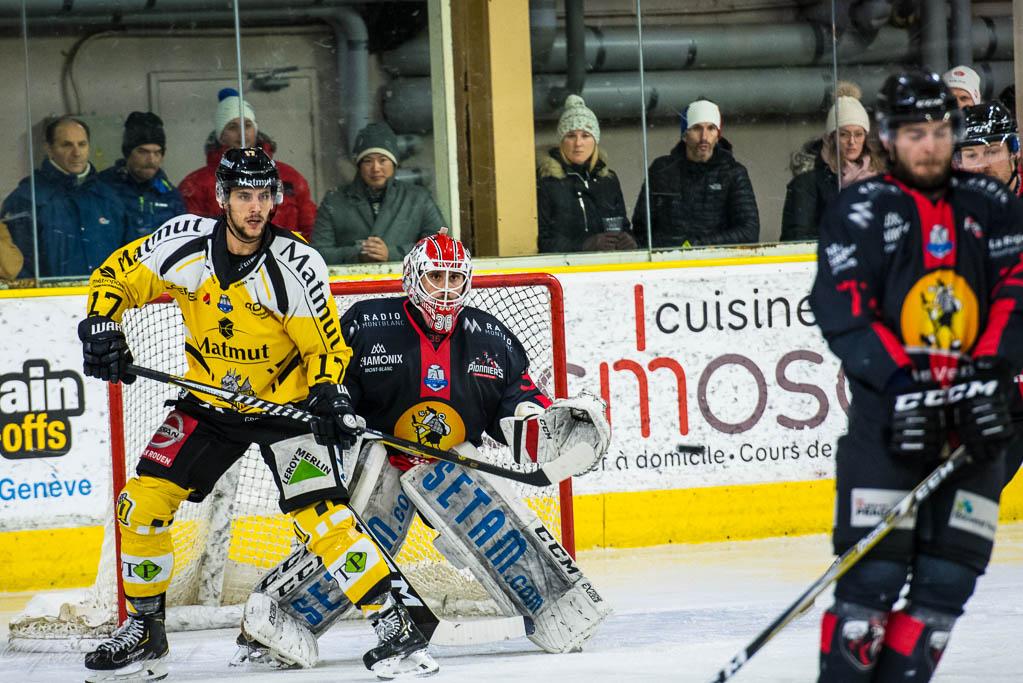 Chamonix  1 - 5 Rouen