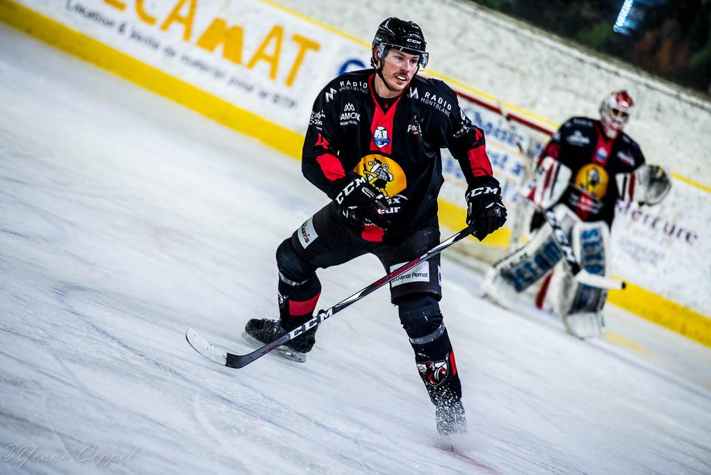 Chamonix  1 - 5 Rouen