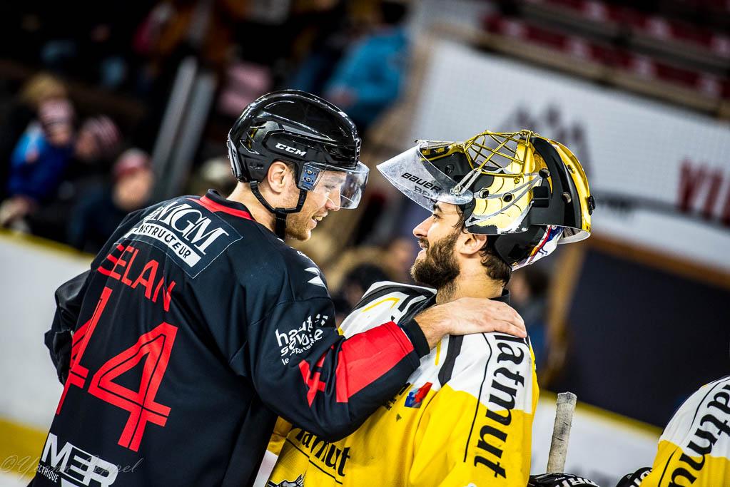 Chamonix  1 - 5 Rouen
