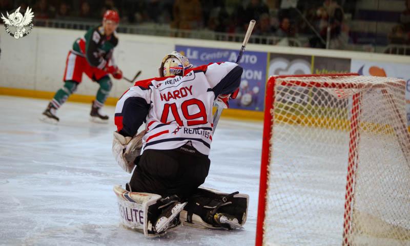 Anglet 2 - 0 Angers 