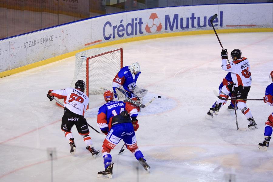 Lyon 1 - 2 Mulhouse