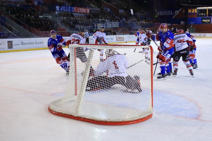 Lyon 1 - 2 Mulhouse