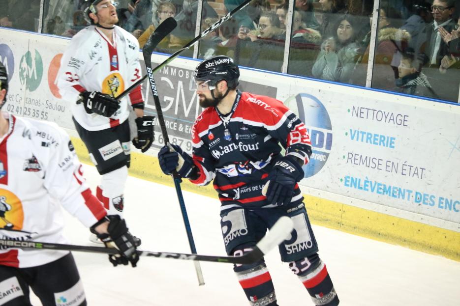 Angers  6 - 3 Chamonix 