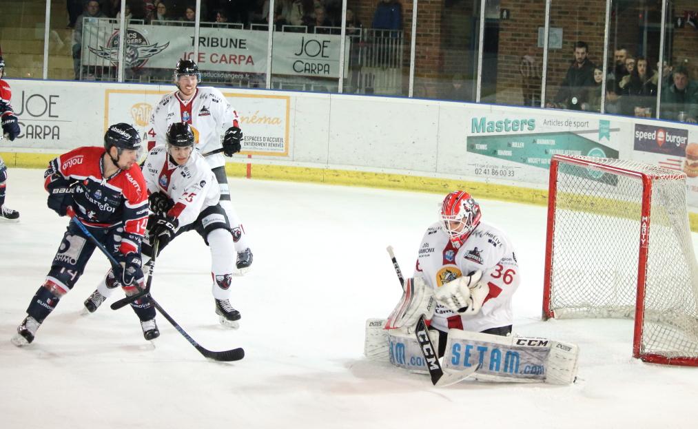 Angers  6 - 3 Chamonix 