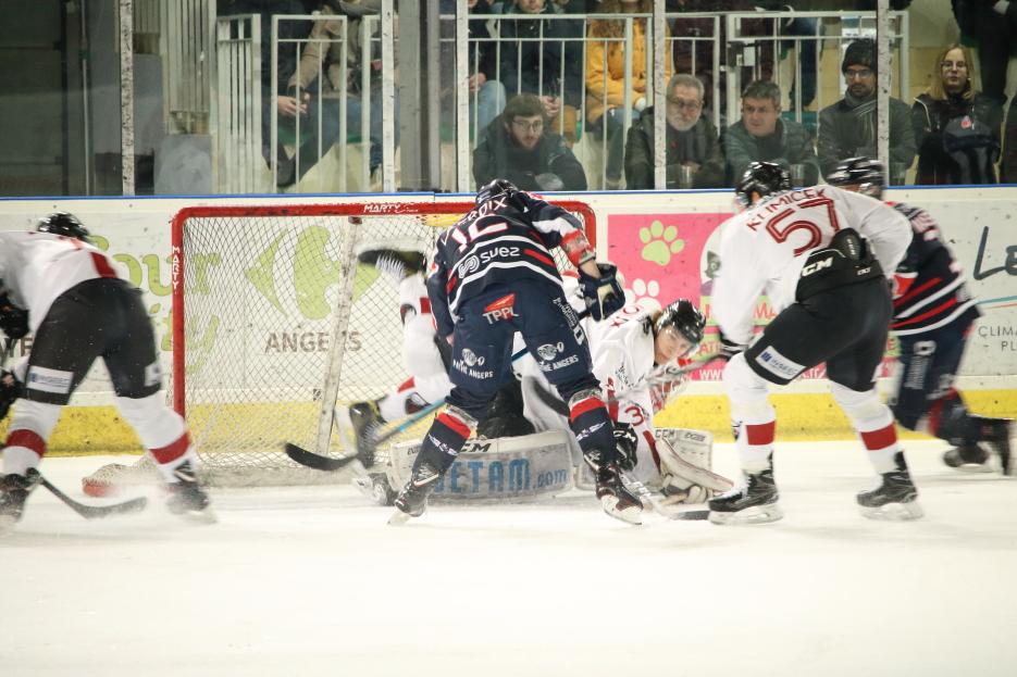 Angers  6 - 3 Chamonix 