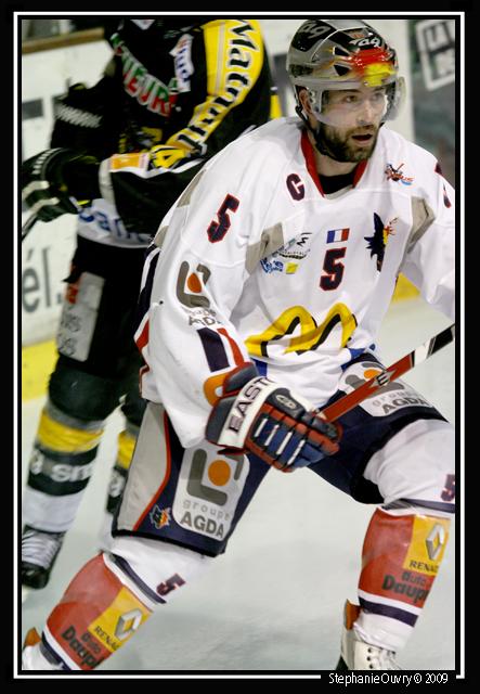 Rouen 3 - 4 Grenoble 