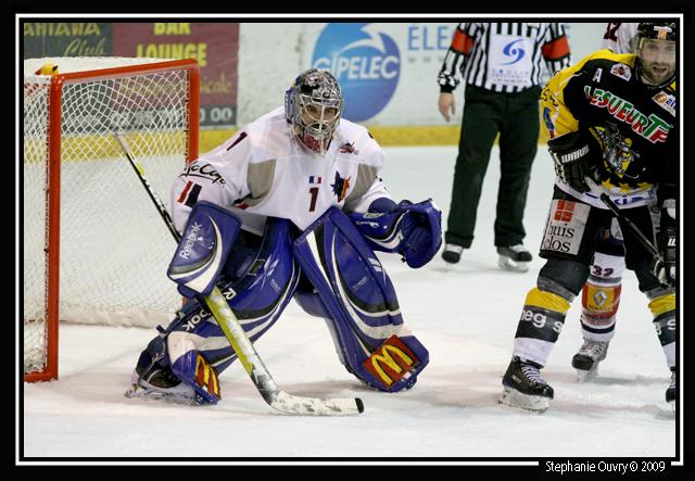 Rouen 3 - 4 Grenoble 