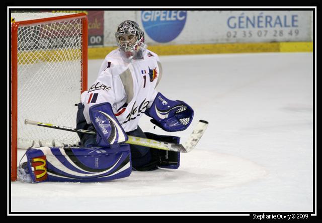Rouen 3 - 4 Grenoble 