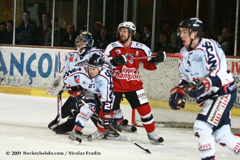 Briançon  5 - 3 Angers 