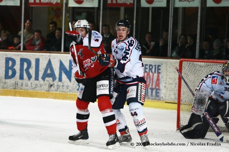 Briançon  5 - 3 Angers 