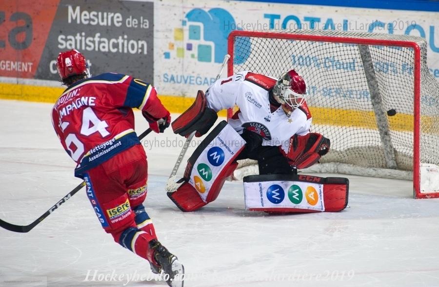 Grenoble  2 - 1 Mulhouse