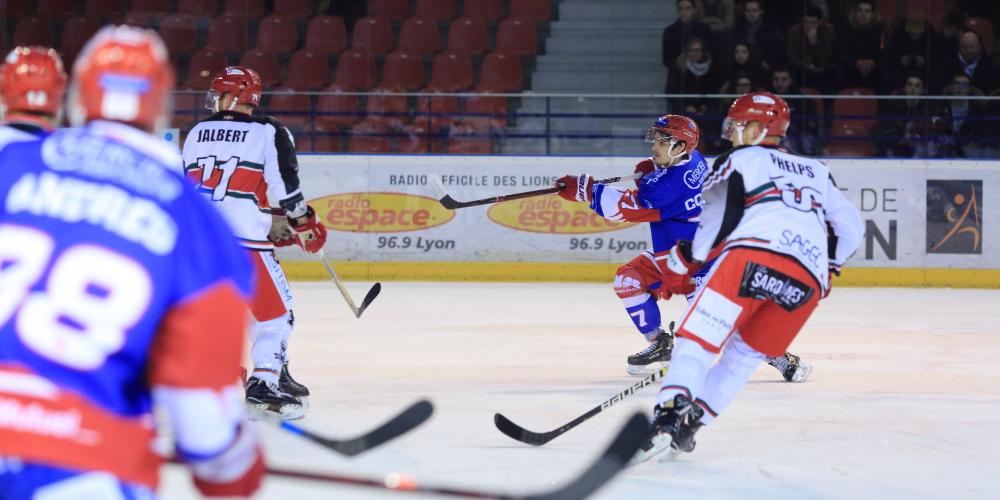 Lyon 4 - 3 Anglet