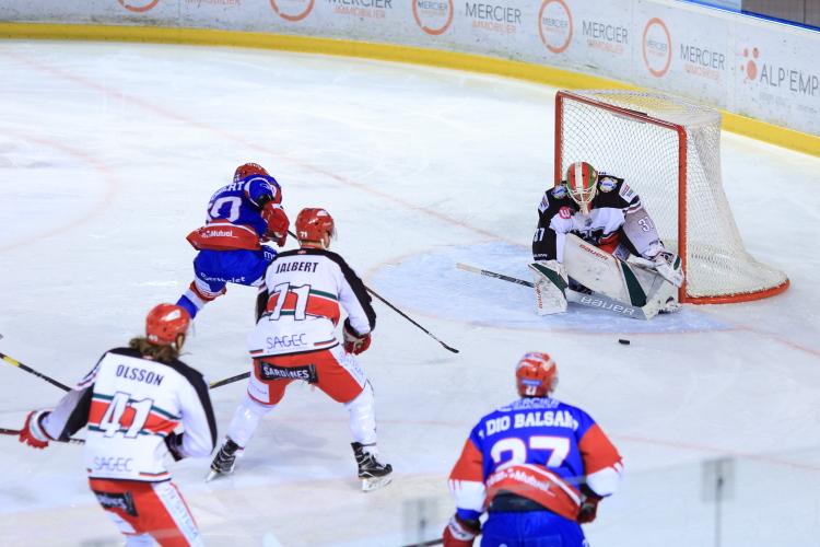 Lyon 4 - 3 Anglet