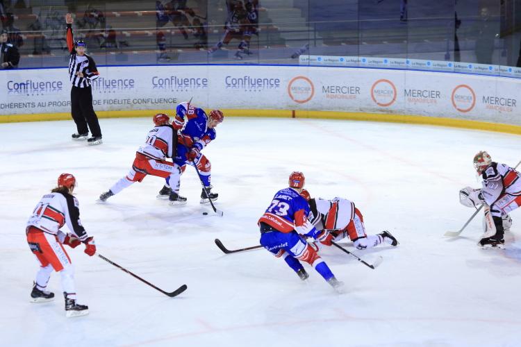 Lyon 4 - 3 Anglet