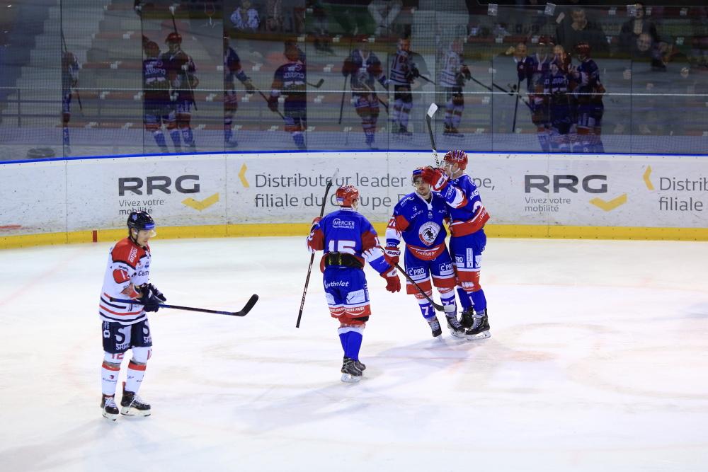Lyon 4 - 3 Angers 