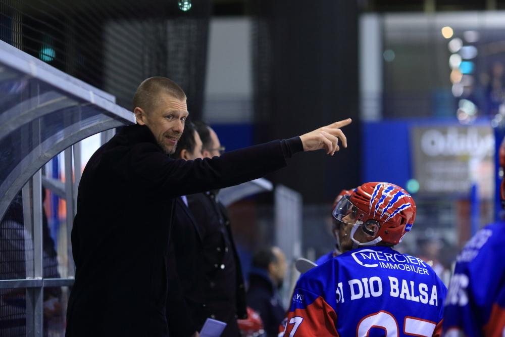 Lyon 4 - 3 Angers 