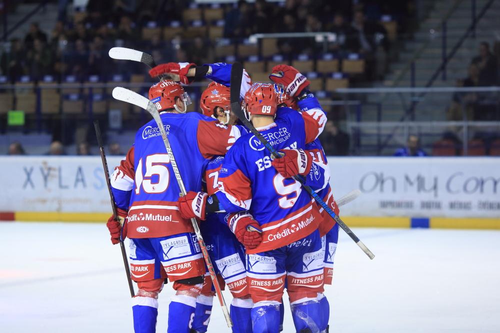 Lyon 4 - 3 Angers 