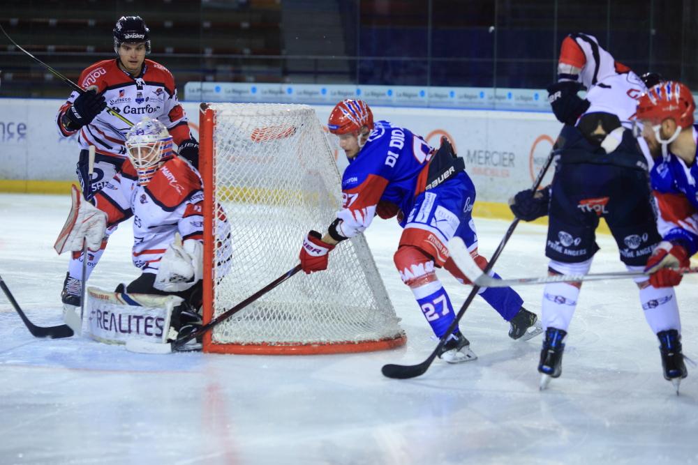 Lyon 4 - 3 Angers 
