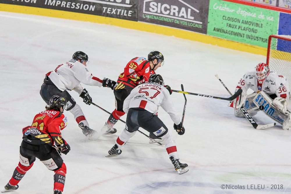 Amiens  4 - 1 Chamonix 