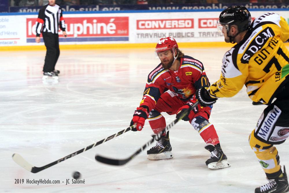 Grenoble  1 - 2 Rouen